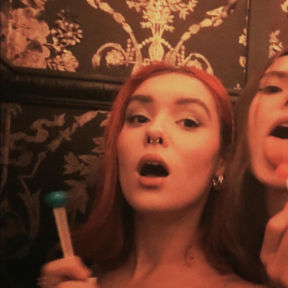 Meet your Posher, Kait